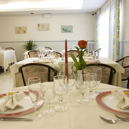 Alexandra 3* Vinci