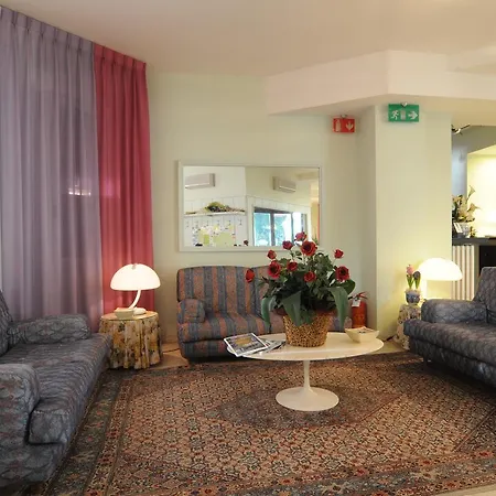 Alexandra Hotel